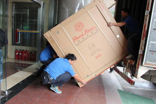 京口钢琴贵重工艺品无忧运